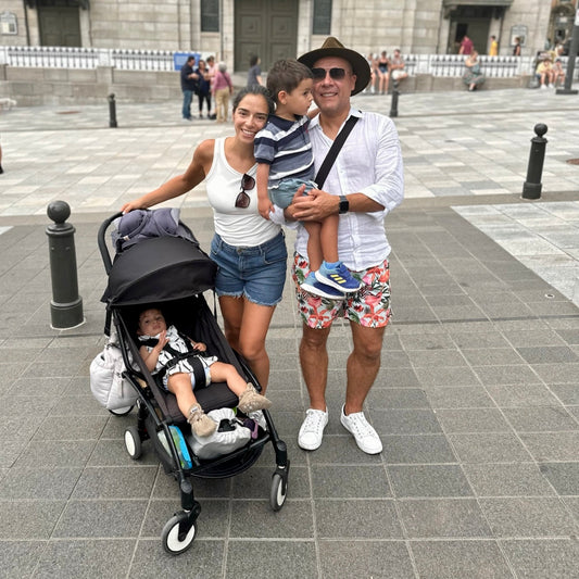 ✈️ Flying with Babies: My Must-Bring Items and Travel Tips for First-Time Parents