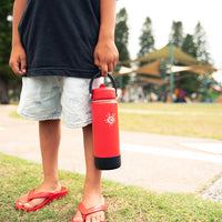 750ml Reusable Red Water Bottle With Straw Lid and Single Wall