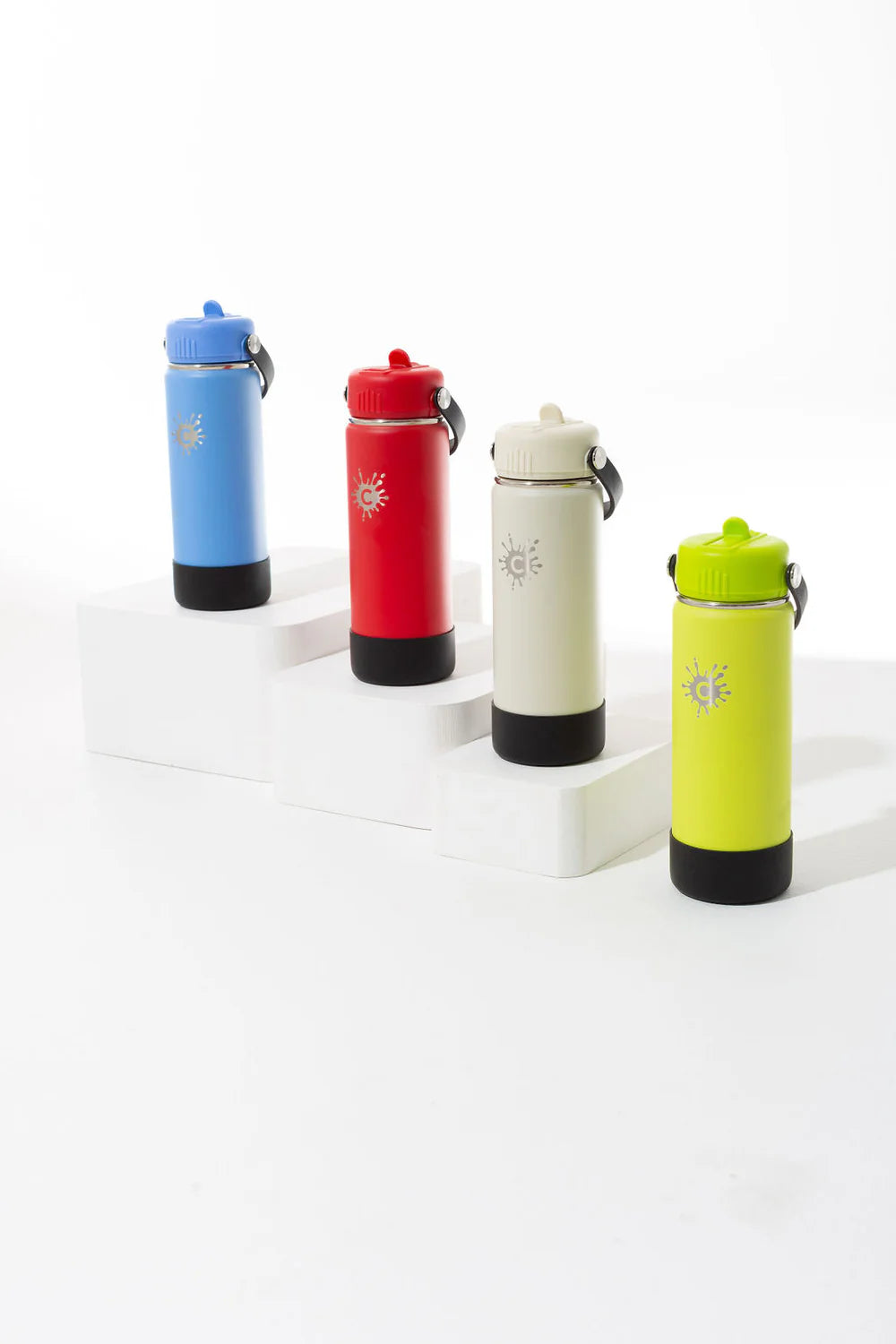 750ml Reusable Green Water Bottle With Straw Lid and Single Wall