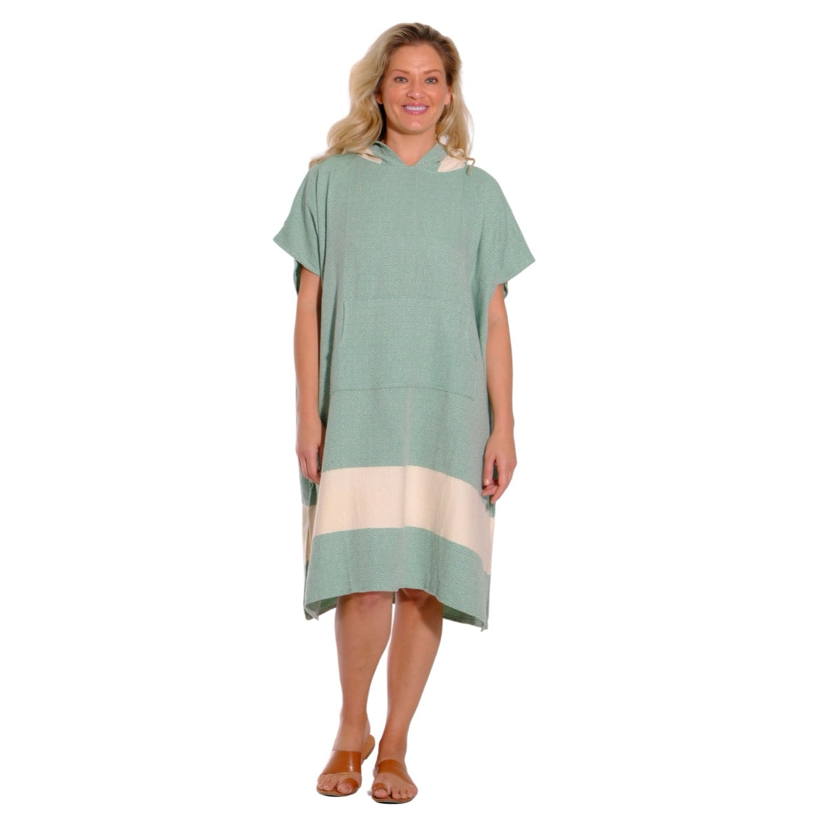 Adult Hooded Beach Towel in Green – Quick-Dry Swim Poncho for Swimming & Surfing