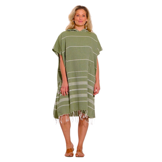 Adult Hooded Beach Towel in Green Nature – Quick-Dry Swim Poncho for Swimming & Surfing