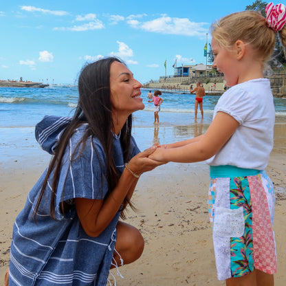 Adult Hooded Beach Towel in Navy Stripes – Quick-Dry Swim Poncho for Swimming & Surfing