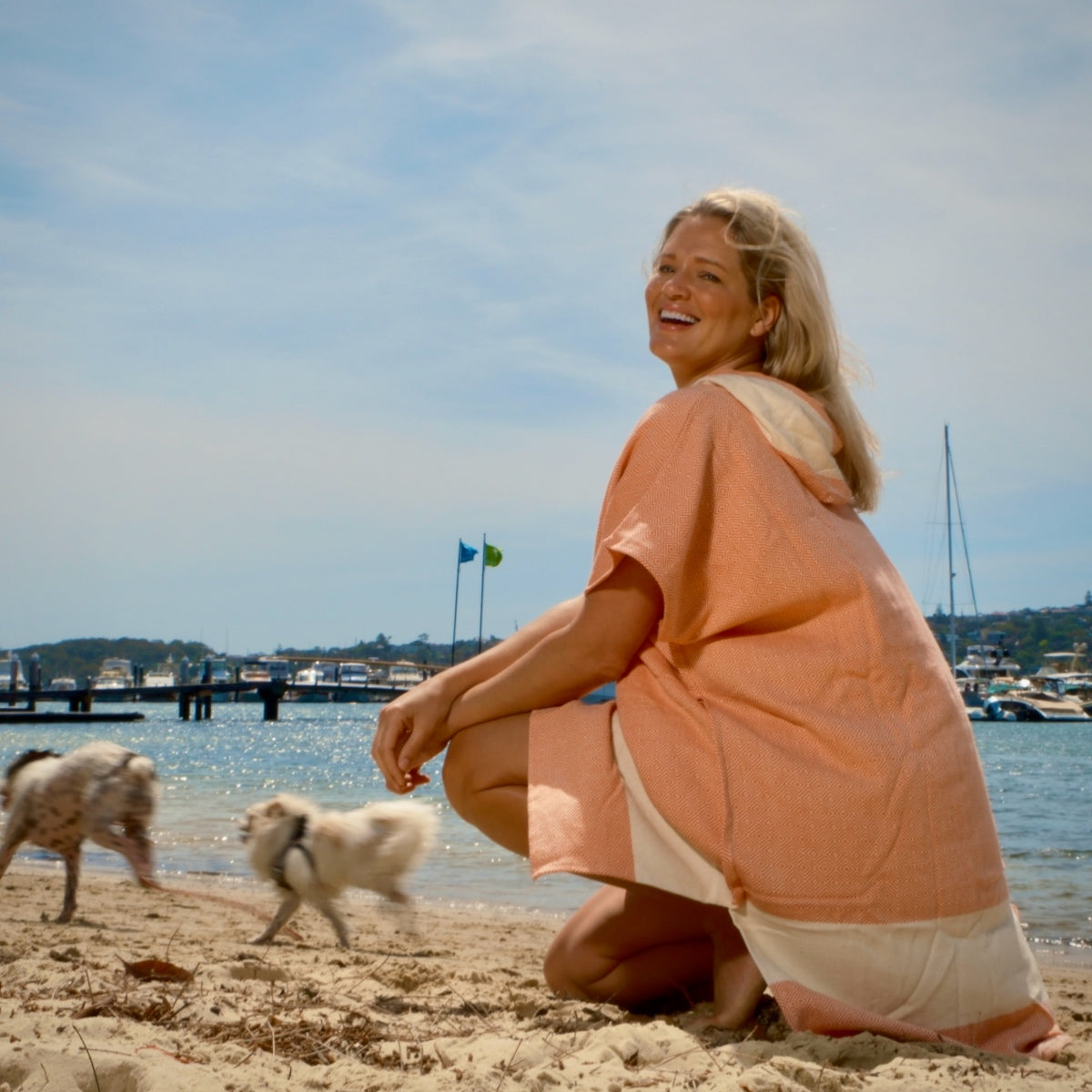 Adult Hooded Beach Towel in Orange – Quick-Dry Swim Poncho for Swimming & Surfing